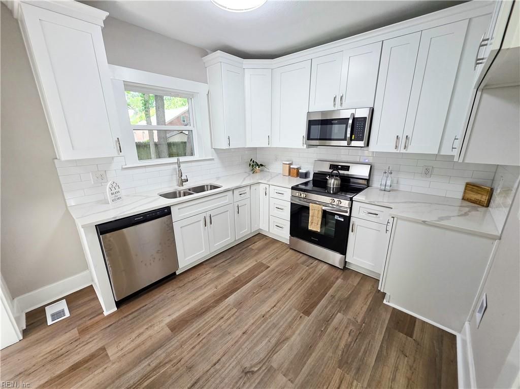 Photo of 3615 Radford Street, Norfolk, VA 23513 (MLS # 10641677)