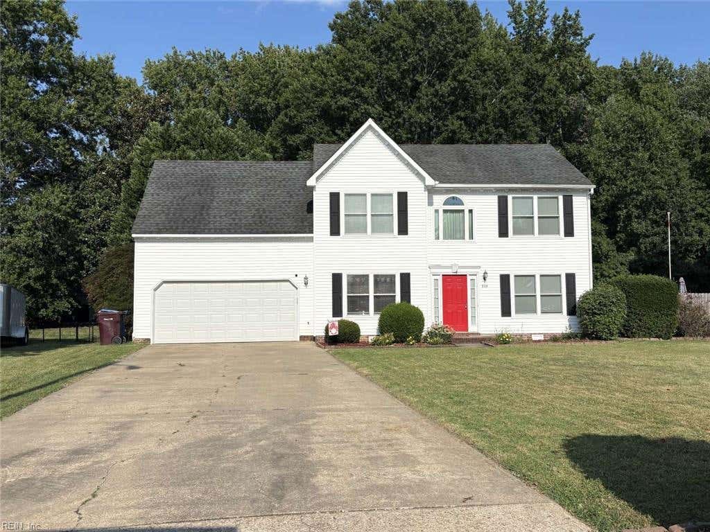 Photo of 924 Whisper Hollow Drive, Chesapeake, VA 23322 (MLS # 10651144)