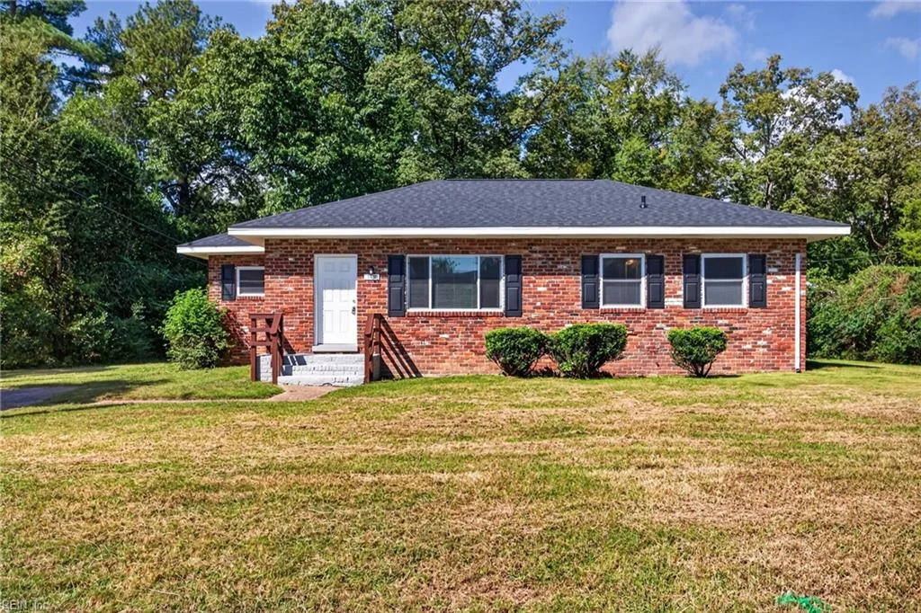 1118 Andros Road