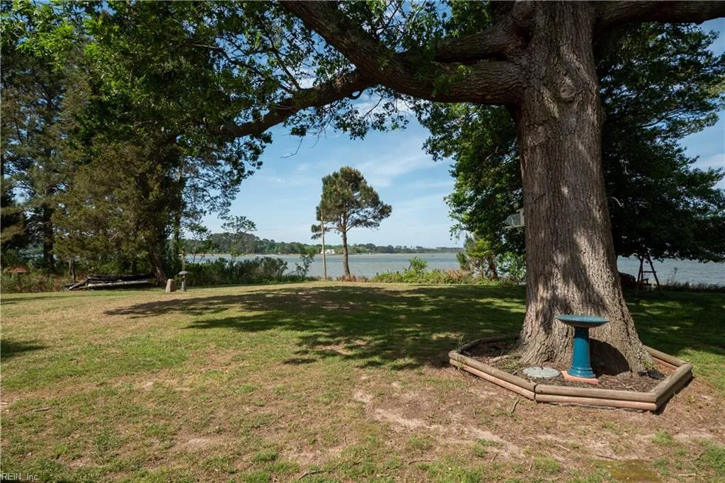 Painter, Virginia 23420, United States, 3 Bedrooms Bedrooms, ,2 BathroomsBathrooms,Residential,Pending,122048