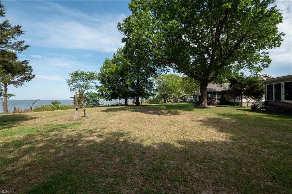 Painter, Virginia 23420, United States, 3 Bedrooms Bedrooms, ,2 BathroomsBathrooms,Residential,Pending,122048