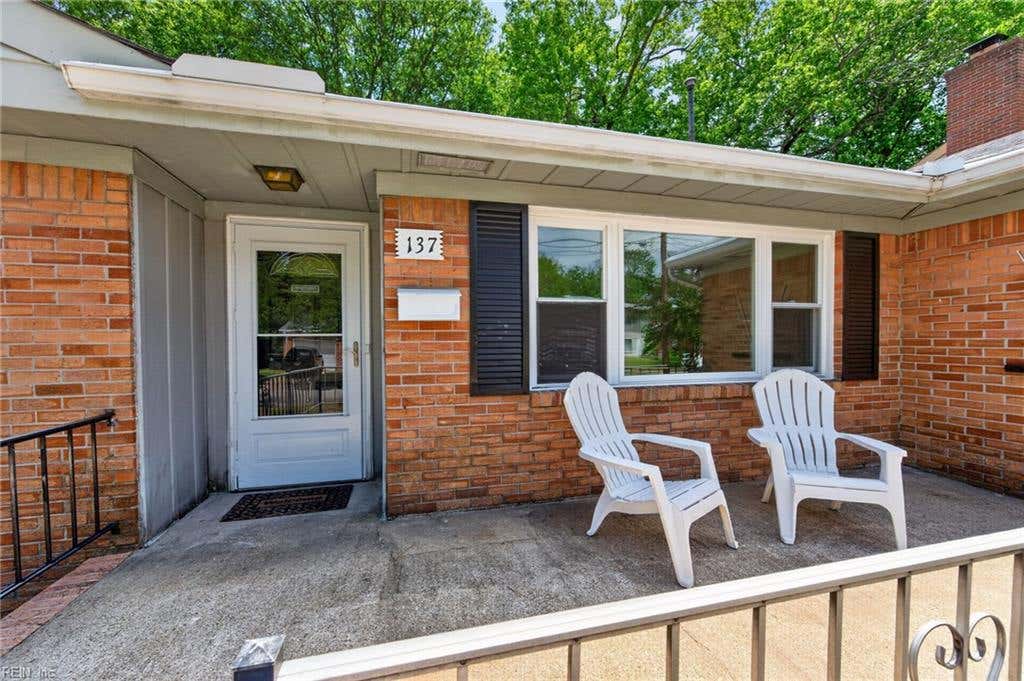 Photo of 137 Lafayette Avenue, Norfolk, VA 23503 (MLS # 10639425)