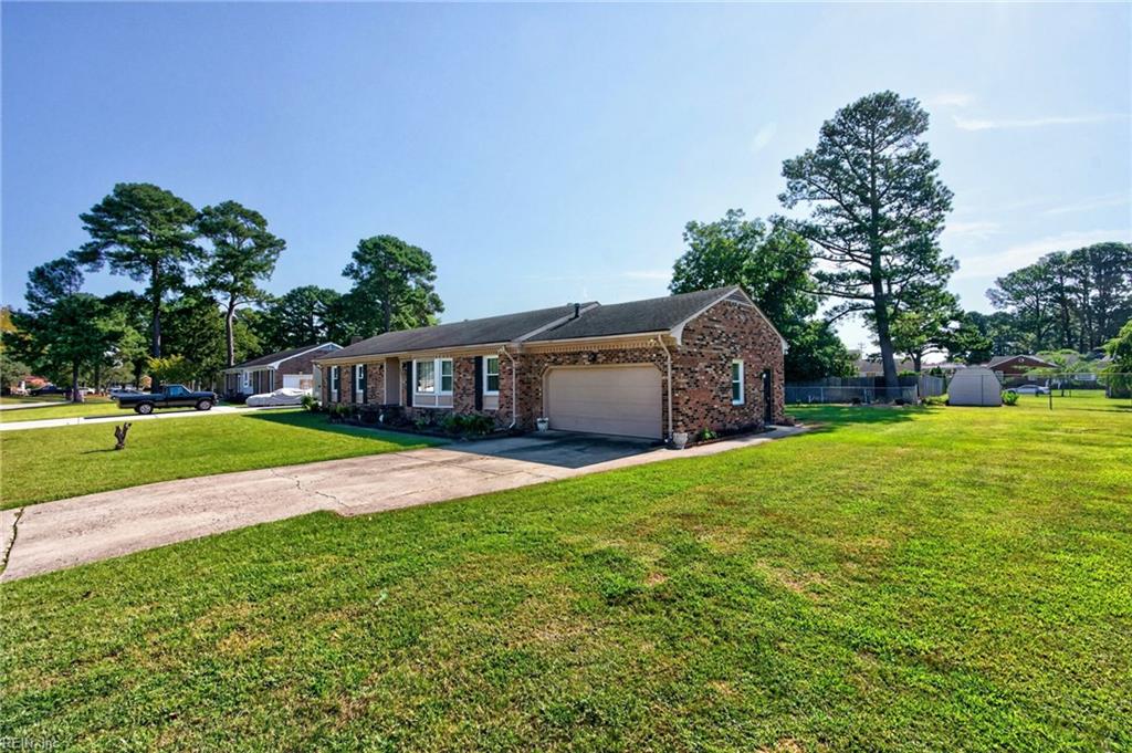 Photo of 807 Nottingham Road, Portsmouth, VA 23701 (MLS # 10654526)
