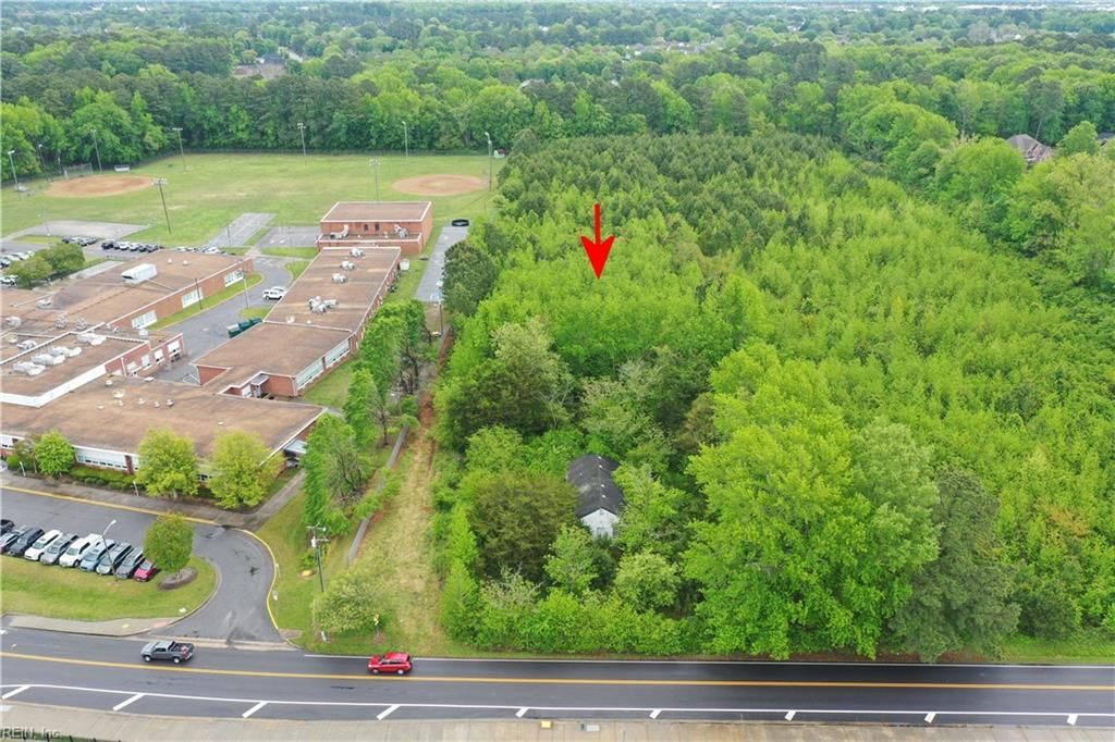 Photo of 2512 Seaboard Road, Virginia Beach, VA 23456 (MLS # 10580624)