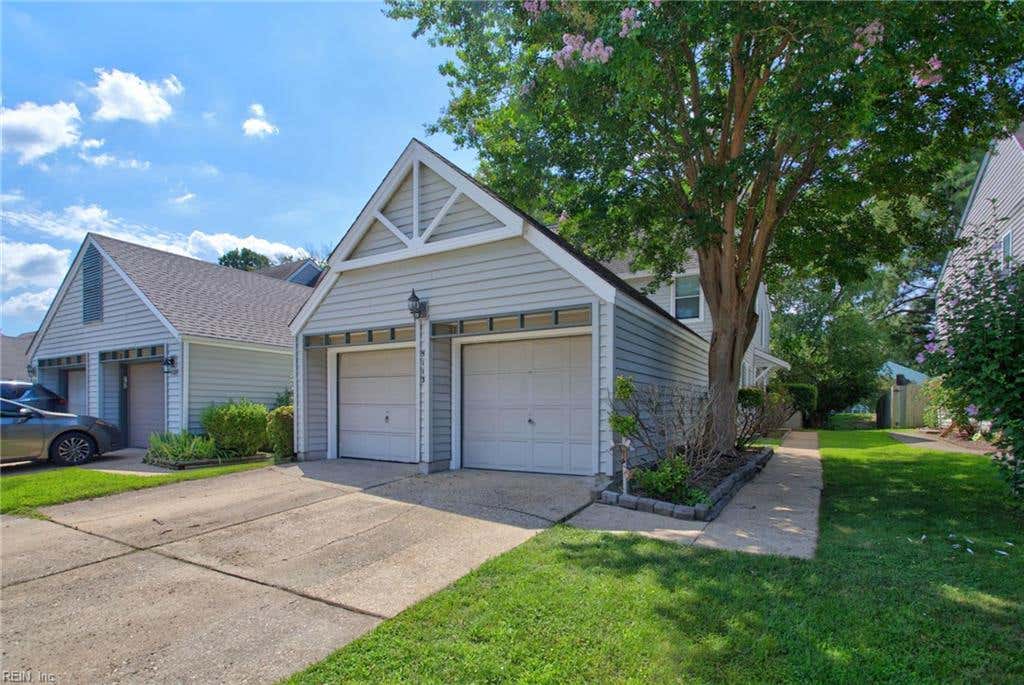 Photo of 5113 Glenwood Way, Virginia Beach, VA 23456 (MLS # 10646614)