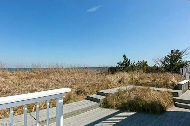 Norfolk, Virginia 23503, United States, 4 Bedrooms Bedrooms, ,2 BathroomsBathrooms,Residential,Pending,102920