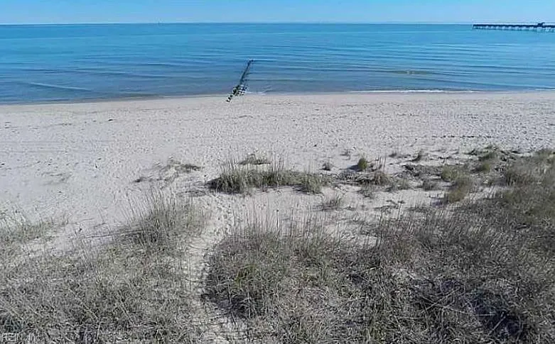 Norfolk, Virginia 23503, United States, 4 Bedrooms Bedrooms, ,2 BathroomsBathrooms,Residential,Pending,102920