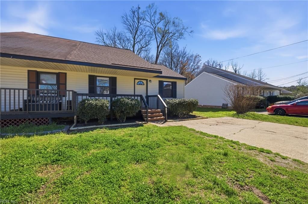 Photo of 102 Diamond Avenue #D, Chesapeake, VA 23323 (MLS # 10625421)