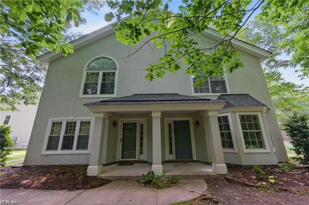 Photo of 707 Sailfish Quay, Chesapeake, VA 23320 (MLS # 10624072)