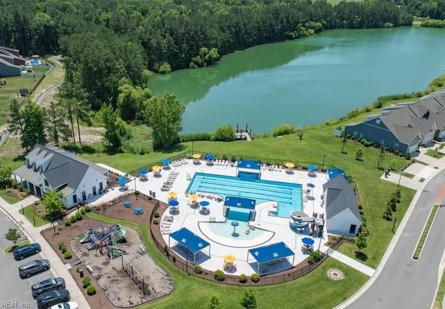 Smithfield, Virginia 23430, United States, 3 Bedrooms Bedrooms, ,3 BathroomsBathrooms,Residential,Active,41693