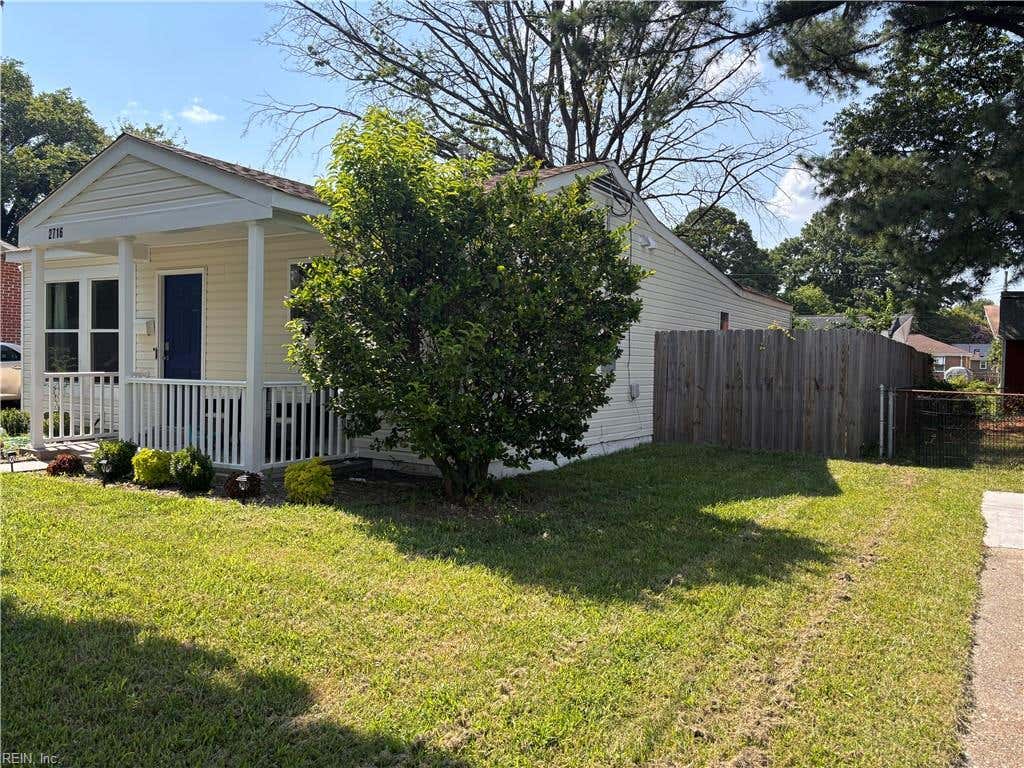 Photo of 2716 HICKORY Street, Portsmouth, VA 23707 (MLS # 10648329)