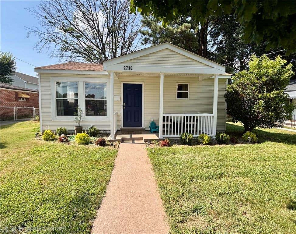 Photo of 2716 HICKORY Street, Portsmouth, VA 23707 (MLS # 10648329)