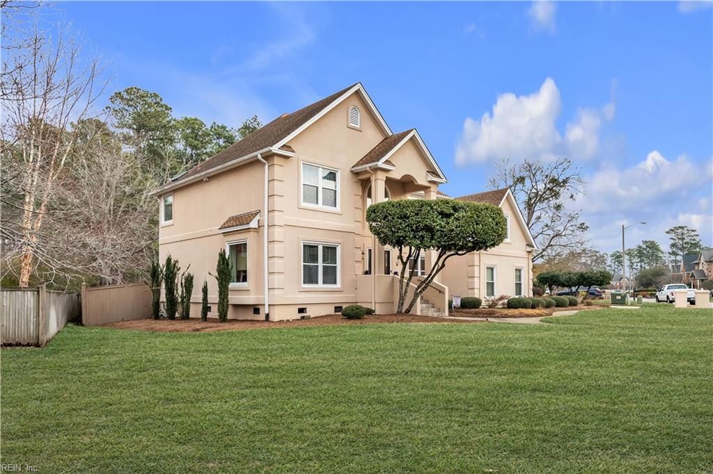 Photo of 716 River Strand, Chesapeake, VA 23320 (MLS # 10622954)