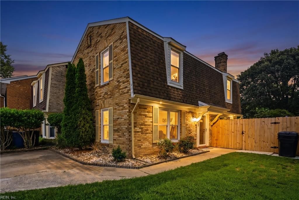 Photo of 406 Cadbury Circle, Virginia Beach, VA 23454 (MLS # 10637357)