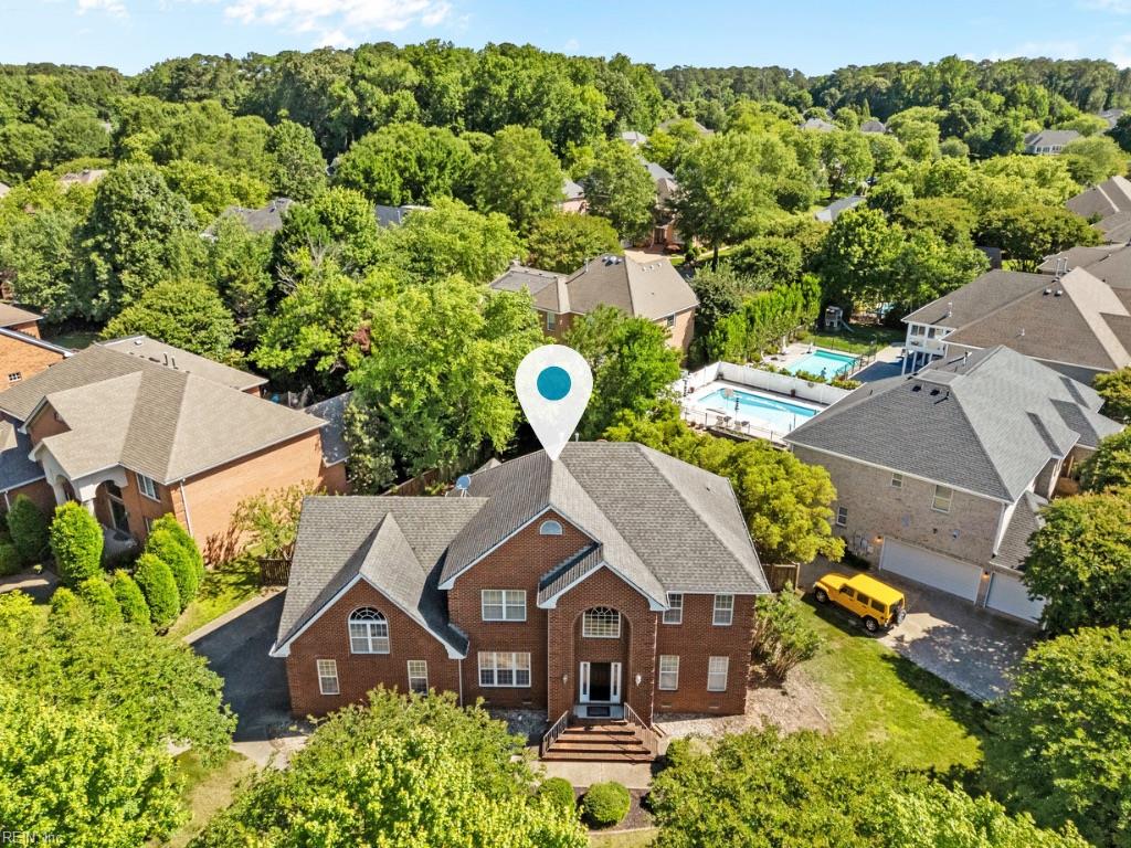 2288 Souverain LN