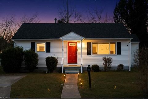 Photo of 509 Truman Circle, Portsmouth, VA 23701 (MLS # 10635246)