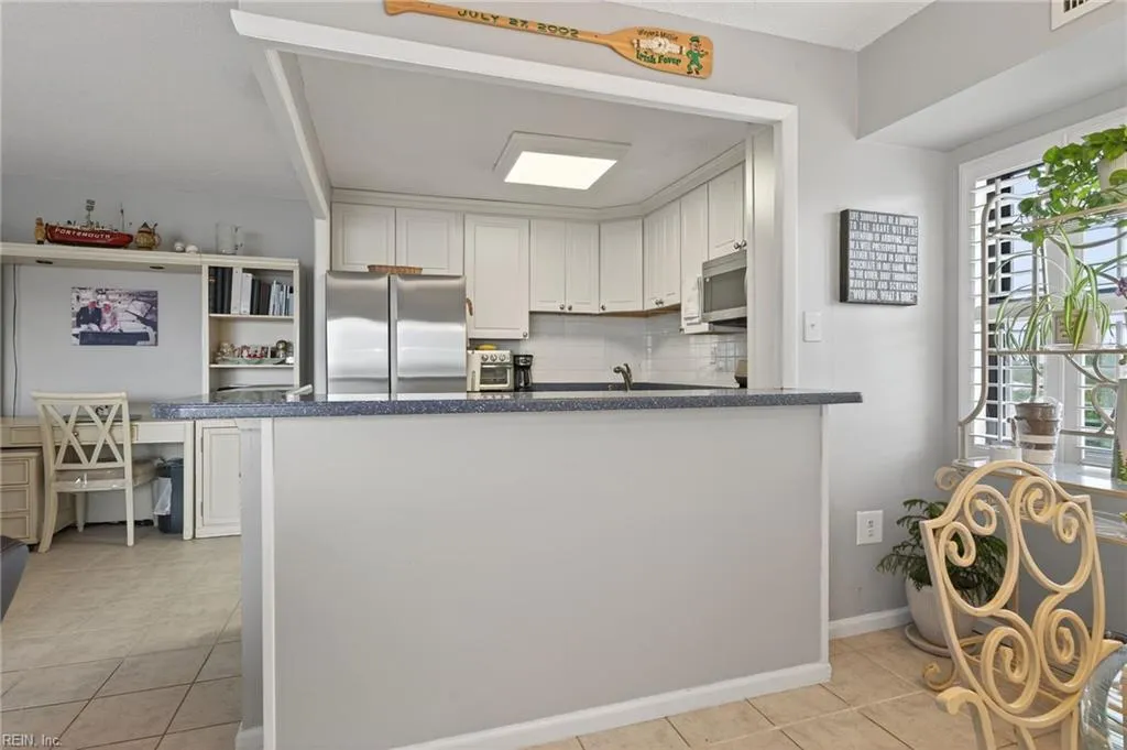 Portsmouth, Virginia 23704, United States, 1 Bedroom Bedrooms, ,1 BathroomBathrooms,Residential,Active,213646