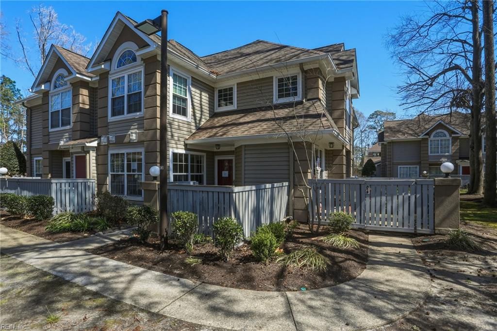 Photo of 333 Gainsborough Square, Chesapeake, VA 23320 (MLS # 10627241)