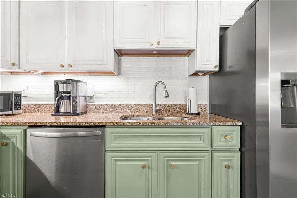 Norfolk, Virginia 23502, United States, 3 Bedrooms Bedrooms, ,2 BathroomsBathrooms,Residential,Active,165118