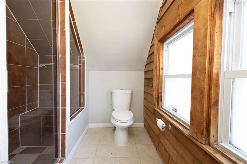 Norfolk, Virginia 23502, United States, 3 Bedrooms Bedrooms, ,2 BathroomsBathrooms,Residential,Active,165118