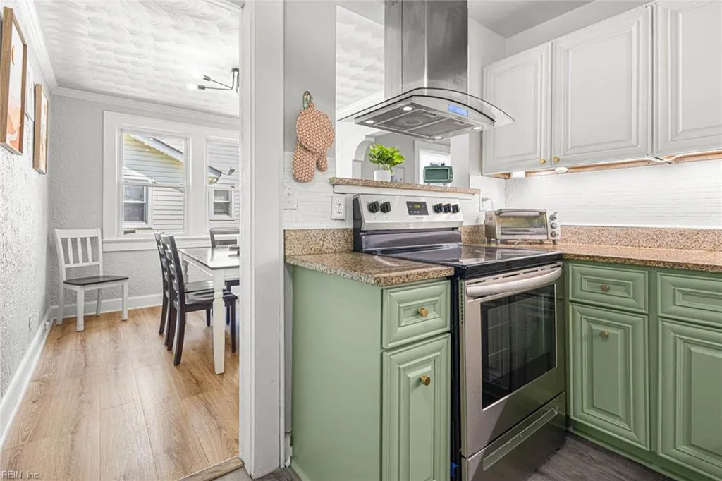 Norfolk, Virginia 23502, United States, 3 Bedrooms Bedrooms, ,2 BathroomsBathrooms,Residential,Active,165118