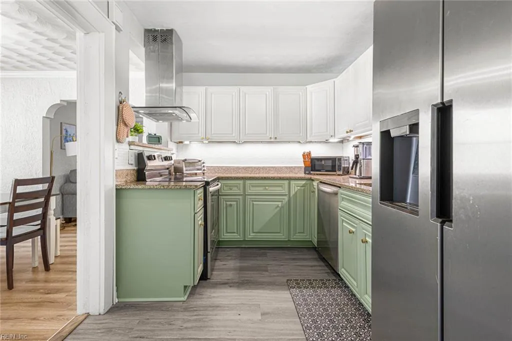 Norfolk, Virginia 23502, United States, 3 Bedrooms Bedrooms, ,2 BathroomsBathrooms,Residential,Active,165118