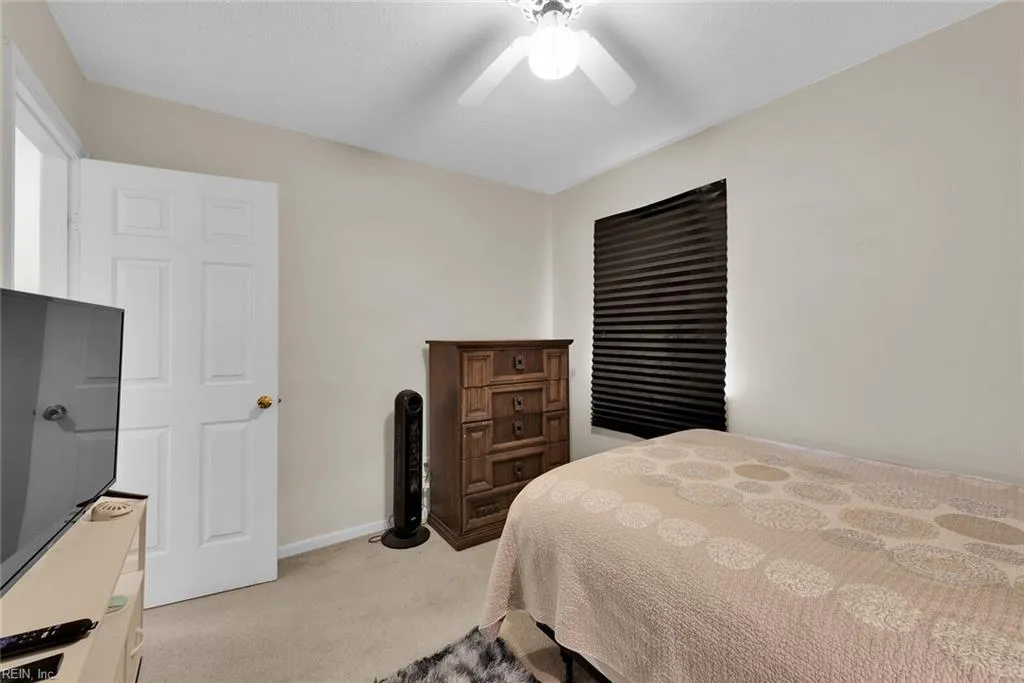 Williamsburg, Virginia 23185, United States, 3 Bedrooms Bedrooms, ,2 BathroomsBathrooms,Residential,Pending,25871