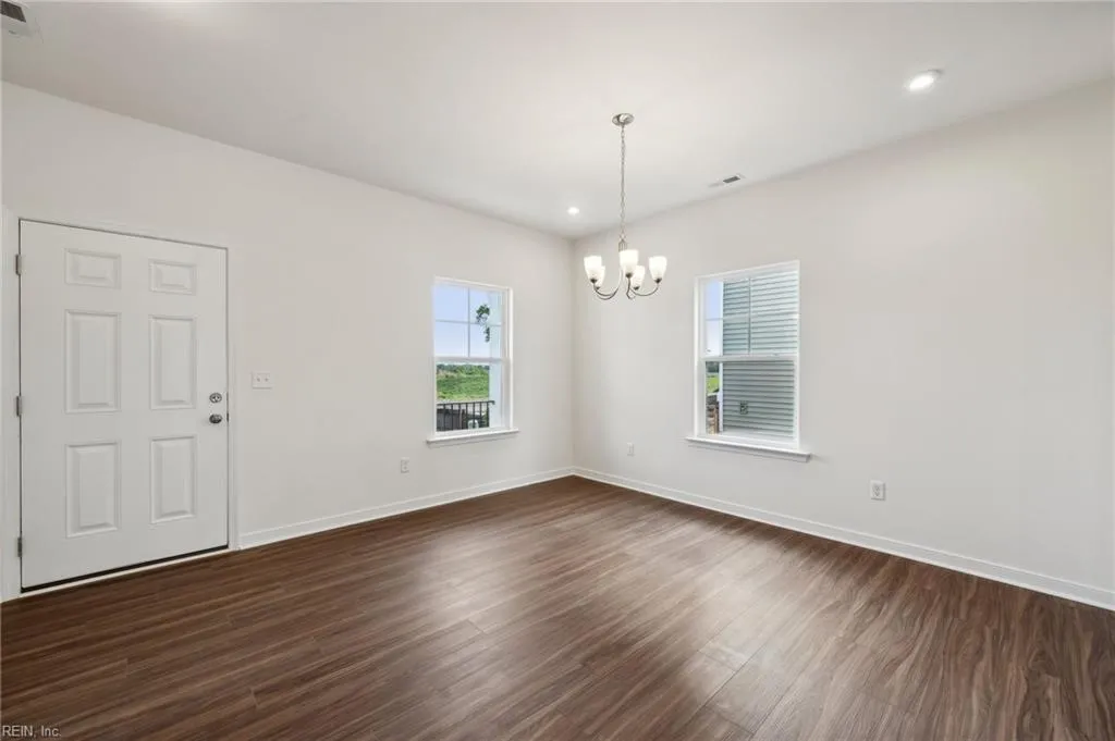 Suffolk, Virginia 23434, United States, 3 Bedrooms Bedrooms, ,3 BathroomsBathrooms,Residential,Active,171222