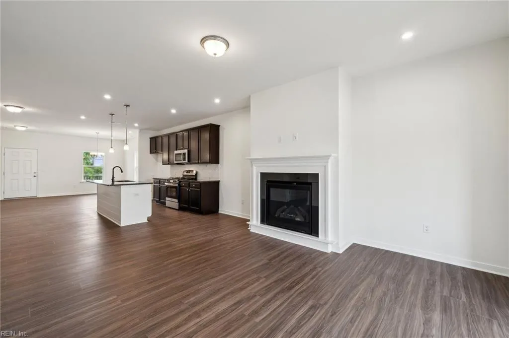 Suffolk, Virginia 23434, United States, 3 Bedrooms Bedrooms, ,3 BathroomsBathrooms,Residential,Active,171222 Suffolk, Virginia 23434, United States, 3 Bedrooms Bedrooms, ,3 BathroomsBathrooms,Residential,Active,171222