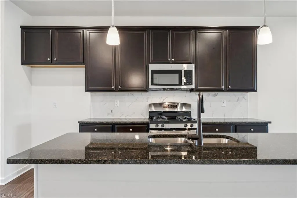 Suffolk, Virginia 23434, United States, 3 Bedrooms Bedrooms, ,3 BathroomsBathrooms,Residential,Active,171222