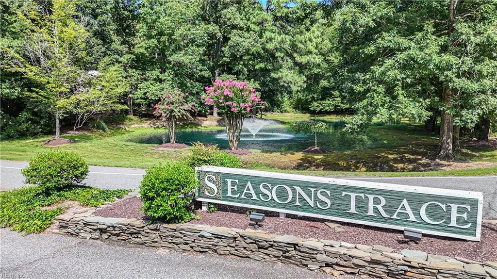 Photo of 11 Spring W, Williamsburg, VA 23188 (MLS # 10624012)