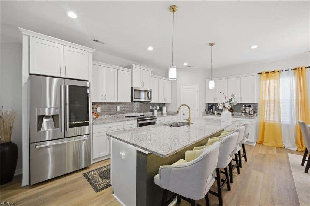 Photo of 977 Hillpoint Road, Suffolk, VA 23434 (MLS # 10650374)