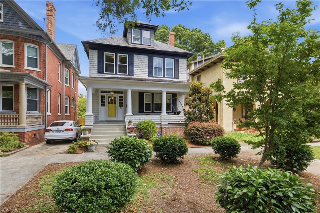 Photo of 620 Maury Avenue, Norfolk, VA 23517 (MLS # 10640294)