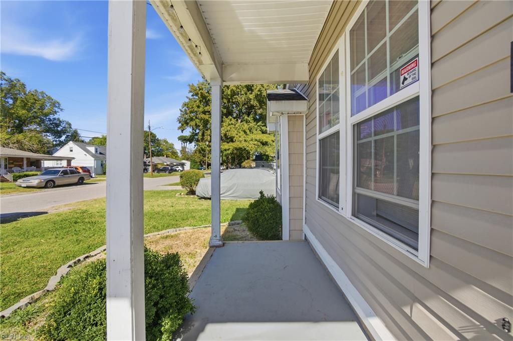 Photo of 2537 Staunton Avenue, Portsmouth, VA 23704 (MLS # 10617463)