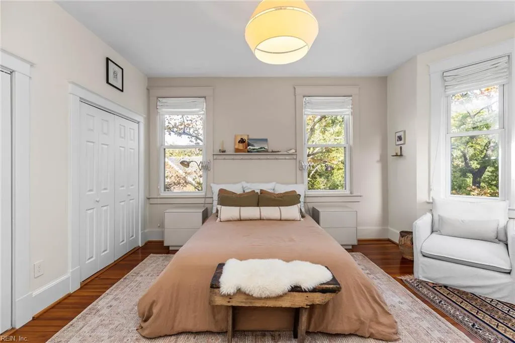 Norfolk, Virginia 23507, United States, 3 Bedrooms Bedrooms, ,2 BathroomsBathrooms,Residential,Pending,38287