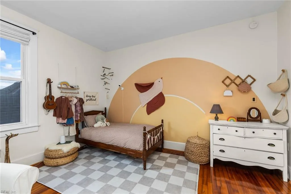 Norfolk, Virginia 23507, United States, 3 Bedrooms Bedrooms, ,2 BathroomsBathrooms,Residential,Pending,38287