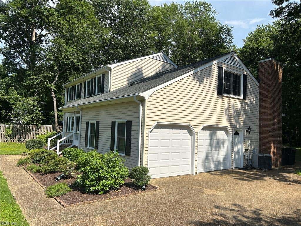 Photo of 203 Kenmar Drive, Yorktown, VA 23692 (MLS # 10637497)