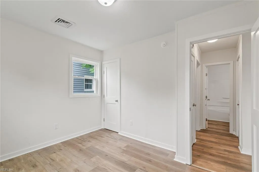 Hampton, Virginia 23663, United States, 2 Bedrooms Bedrooms, ,1 BathroomBathrooms,Residential,Active,146770