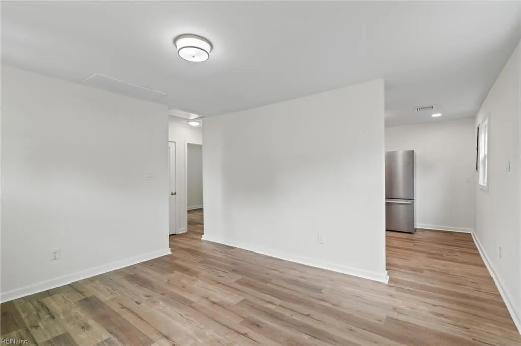 Hampton, Virginia 23663, United States, 2 Bedrooms Bedrooms, ,1 BathroomBathrooms,Residential,Active,146770