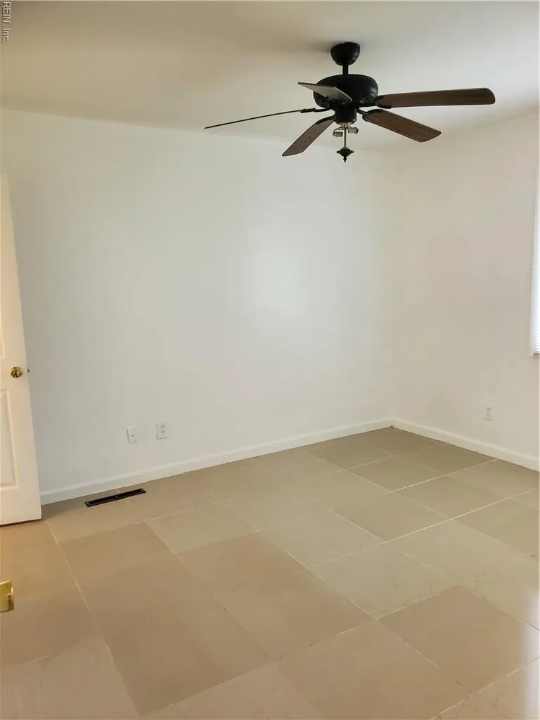 Virginia Beach, Virginia 23452, United States, 3 Bedrooms Bedrooms, ,2 BathroomsBathrooms,Residential,Active,199565