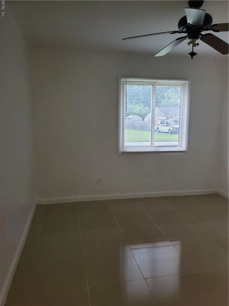 Virginia Beach, Virginia 23452, United States, 3 Bedrooms Bedrooms, ,2 BathroomsBathrooms,Residential,Active,199565