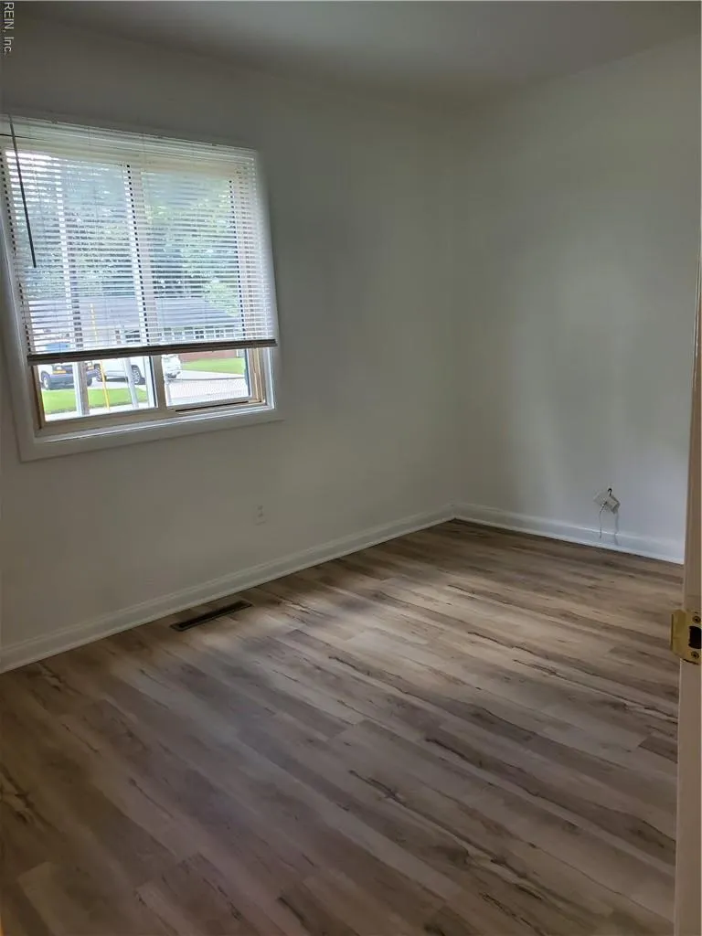 Virginia Beach, Virginia 23452, United States, 3 Bedrooms Bedrooms, ,2 BathroomsBathrooms,Residential,Active,199565