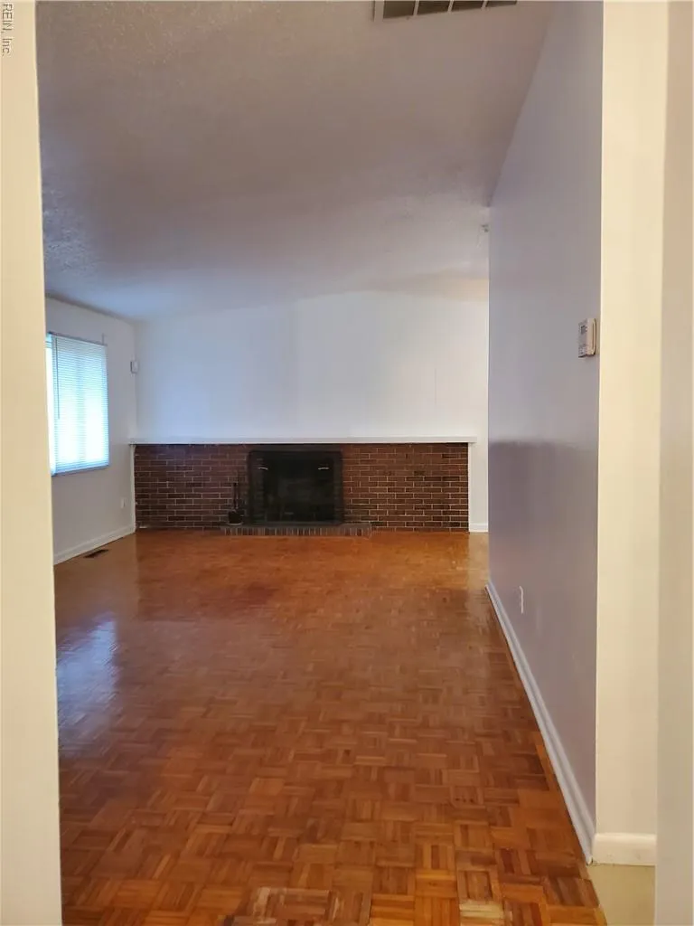 Virginia Beach, Virginia 23452, United States, 3 Bedrooms Bedrooms, ,2 BathroomsBathrooms,Residential,Active,199565