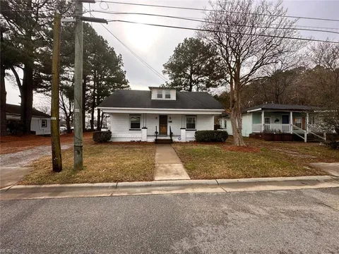 209 Charlotte Avenue, Suffolk, VA 23434 - #: 10569217