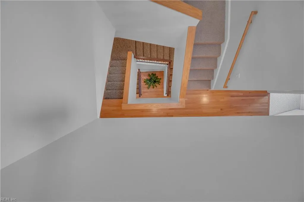 Norfolk, Virginia 23510, United States, 4 Bedrooms Bedrooms, ,4 BathroomsBathrooms,Residential,Active,254536