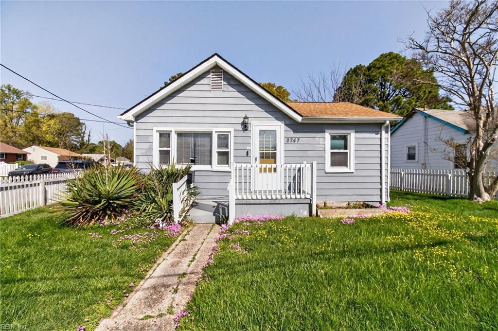 Photo of 2747 Jamestown Avenue, Hampton, VA 23661 (MLS # 10630150)