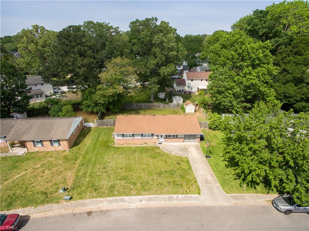 3340 Lakecrest RD