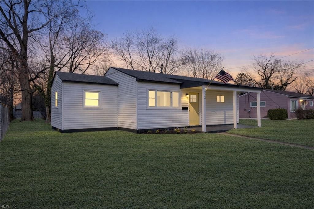 Photo of 322 Avondale Road, Portsmouth, VA 23701 (MLS # 10617637)