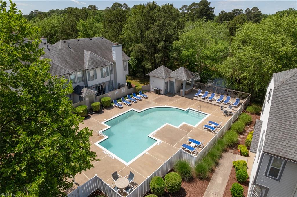 4813 Shallowford CIR