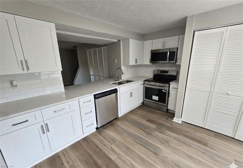 Photo of 390 Jury Lane #A, Newport News, VA 23608 (MLS # 10611084)